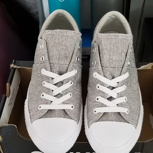 NEW Junior Slip on Chucks Converse size 5